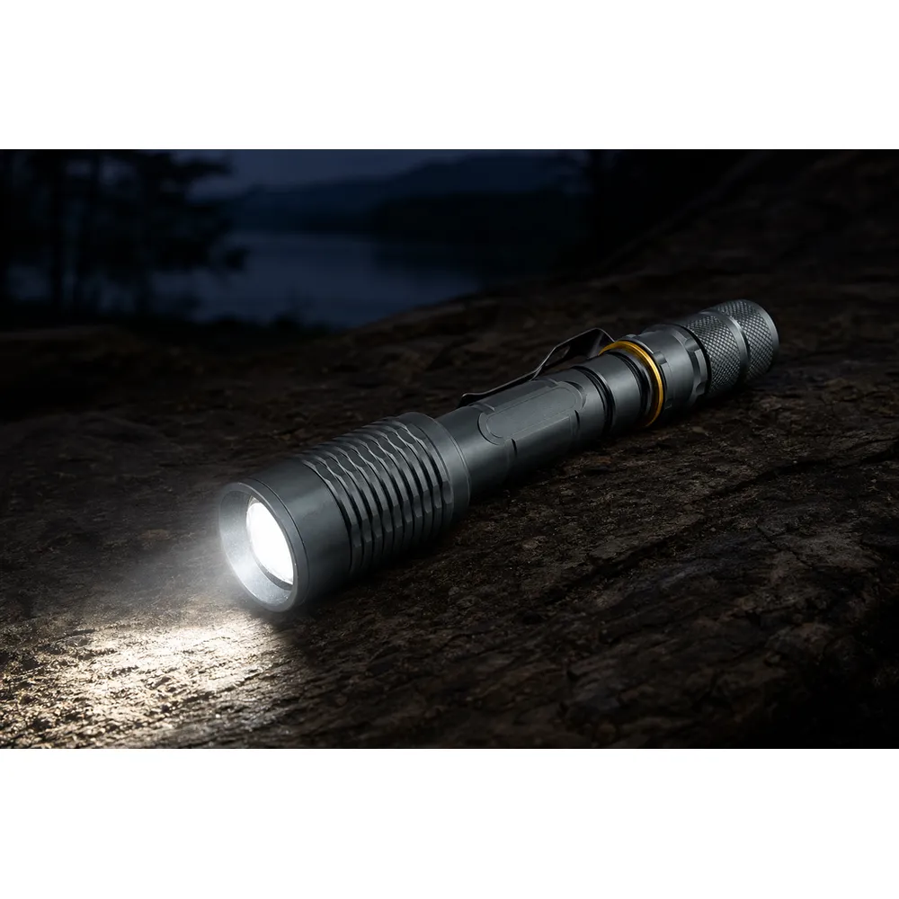 400 Lumen Self Defensive Zoom Rechargeable Aluminum Alloy